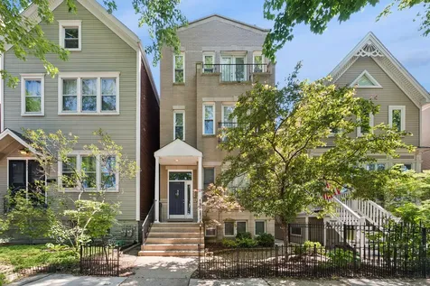 1535 West Oakdale Avenue Chicago IL 60657