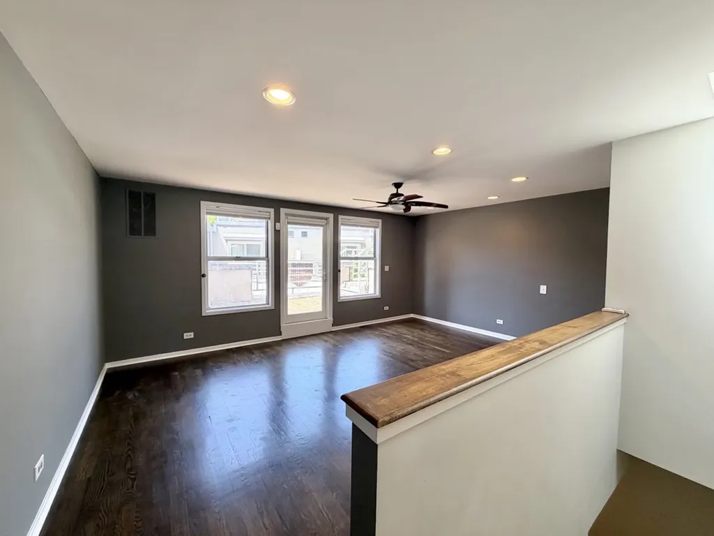 2717 North Lehmann Court Chicago IL 60614