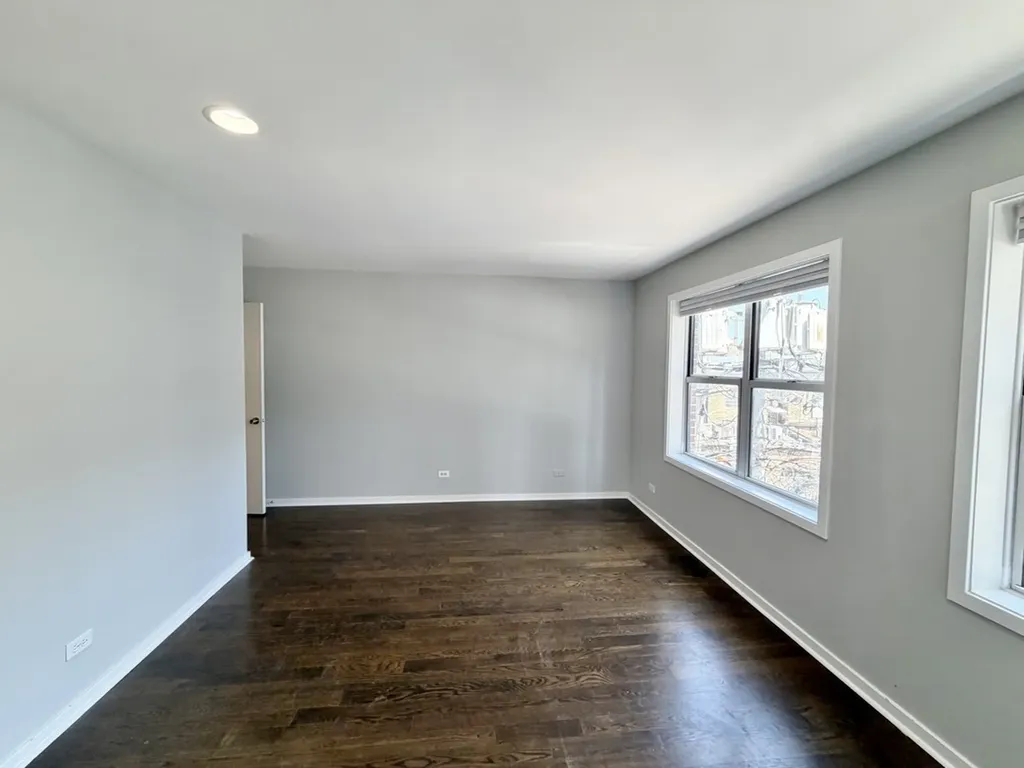 2717 North Lehmann Court Chicago IL 60614