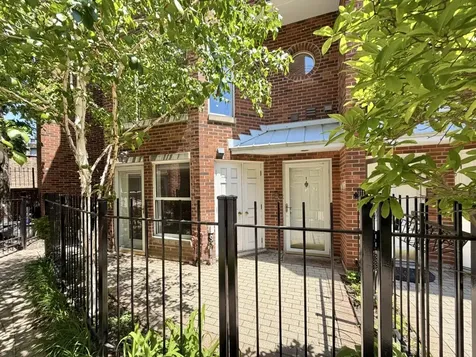 2717 North Lehmann Court Chicago IL 60614