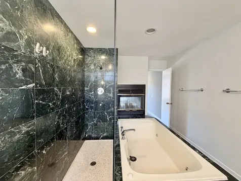 2717 North Lehmann Court Chicago IL 60614