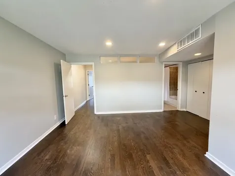 2717 North Lehmann Court Chicago IL 60614