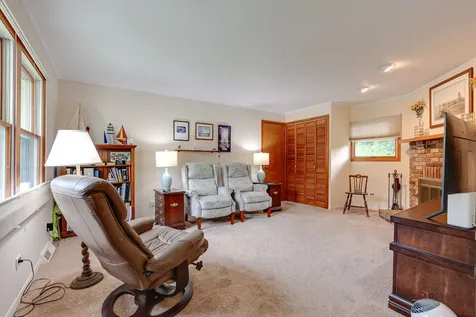 1284 Deerfield Place Highland Park IL 60035