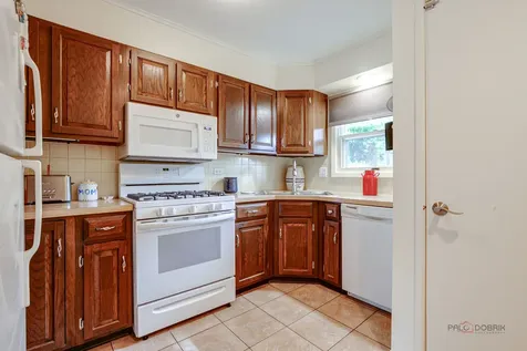 1284 Deerfield Place Highland Park IL 60035