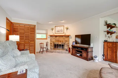 1284 Deerfield Place Highland Park IL 60035
