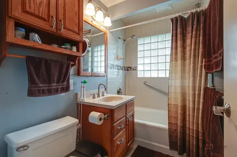 1284 Deerfield Place Highland Park IL 60035
