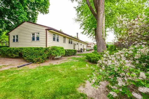 1284 Deerfield Place Highland Park IL 60035