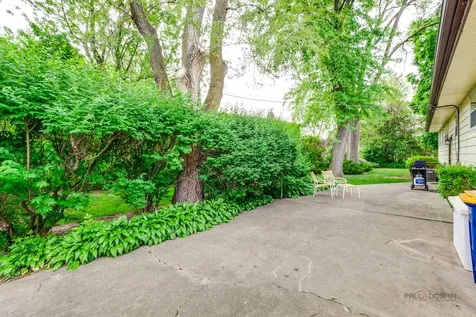 1284 Deerfield Place Highland Park IL 60035