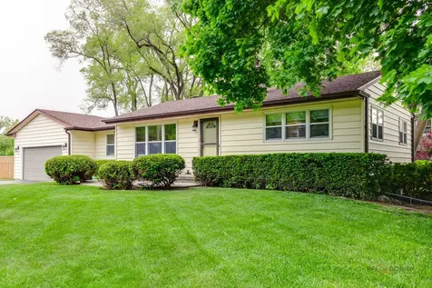 1284 Deerfield Place Highland Park IL 60035