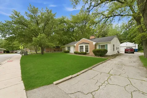 350 Oakwood Street Park Forest IL 60466