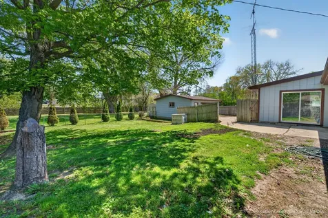 41557 North Illinois Street Zion IL 60099