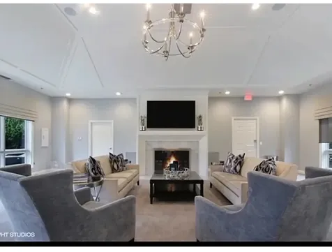 2288 Royal Ridge Drive Northbrook IL 60062