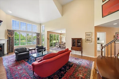2288 Royal Ridge Drive Northbrook IL 60062