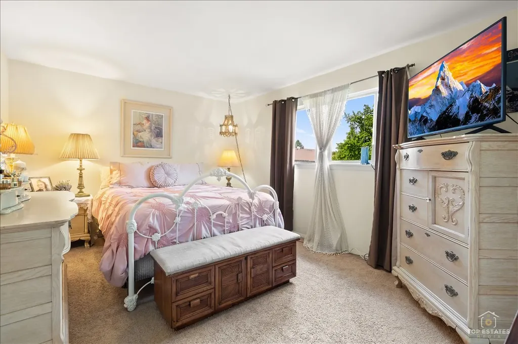 20A Kingery Quarter Willowbrook IL 60527