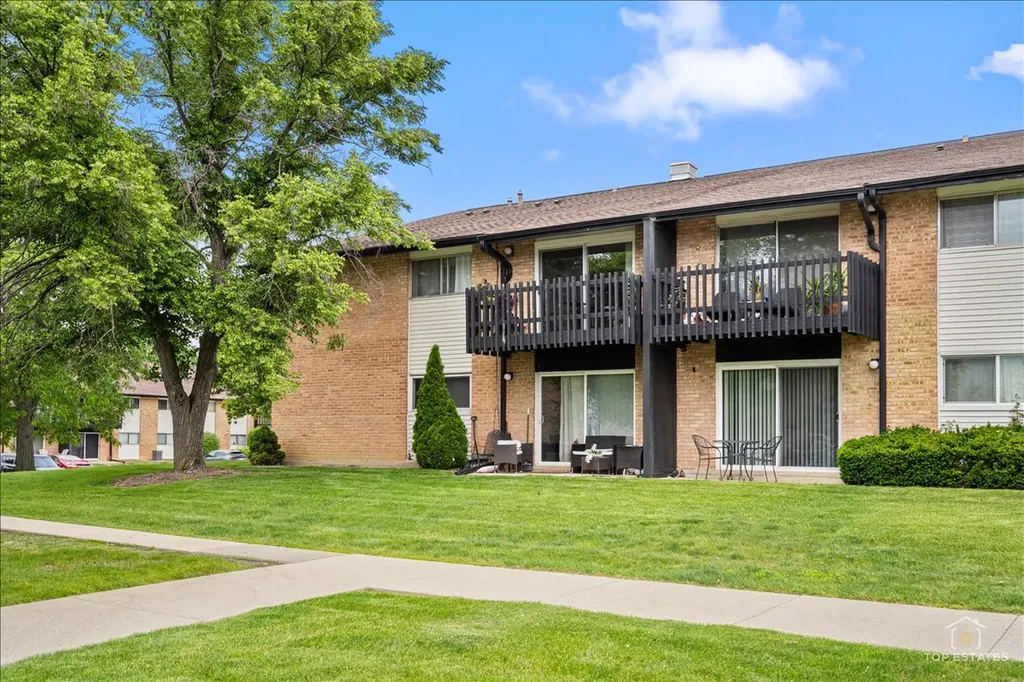 20A Kingery Quarter Willowbrook IL 60527