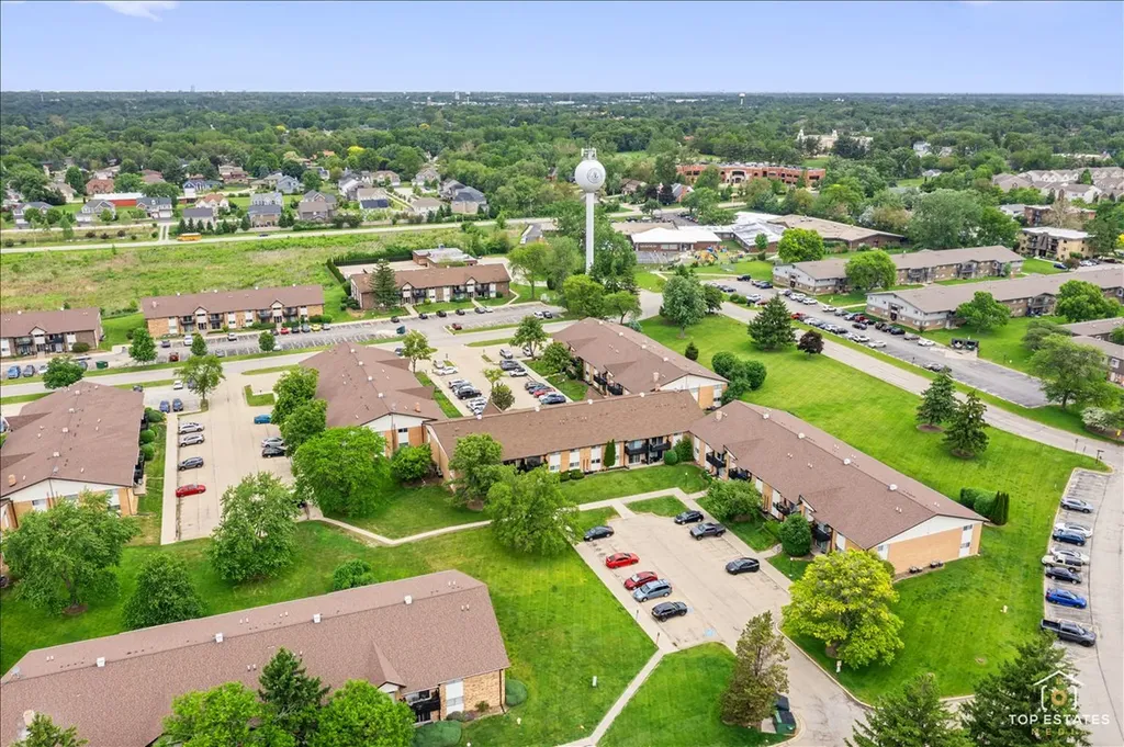 20A Kingery Quarter Willowbrook IL 60527