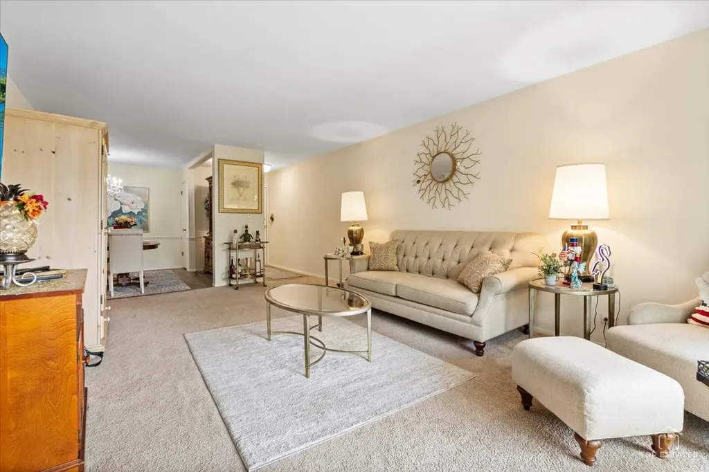 20A Kingery Quarter Willowbrook IL 60527