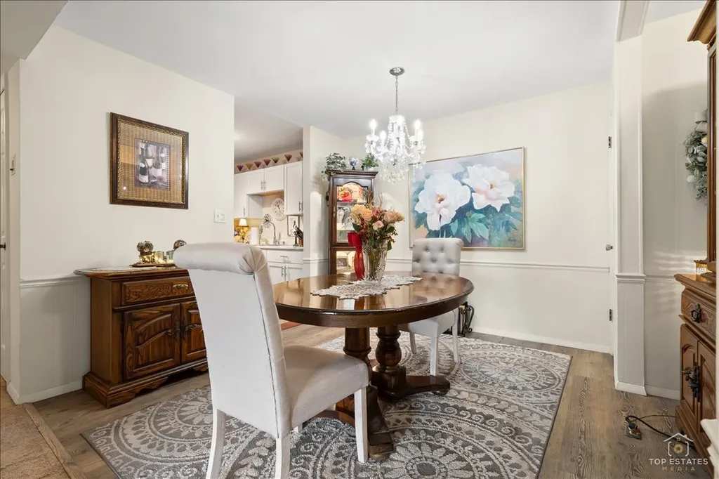 20A Kingery Quarter Willowbrook IL 60527