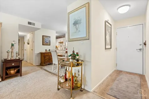 20A Kingery Quarter Willowbrook IL 60527