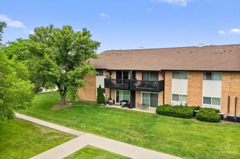 20A Kingery Quarter Willowbrook IL 60527