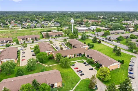 20A Kingery Quarter Willowbrook IL 60527