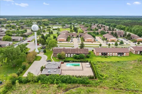 20A Kingery Quarter Willowbrook IL 60527