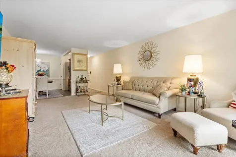 20A Kingery Quarter Willowbrook IL 60527