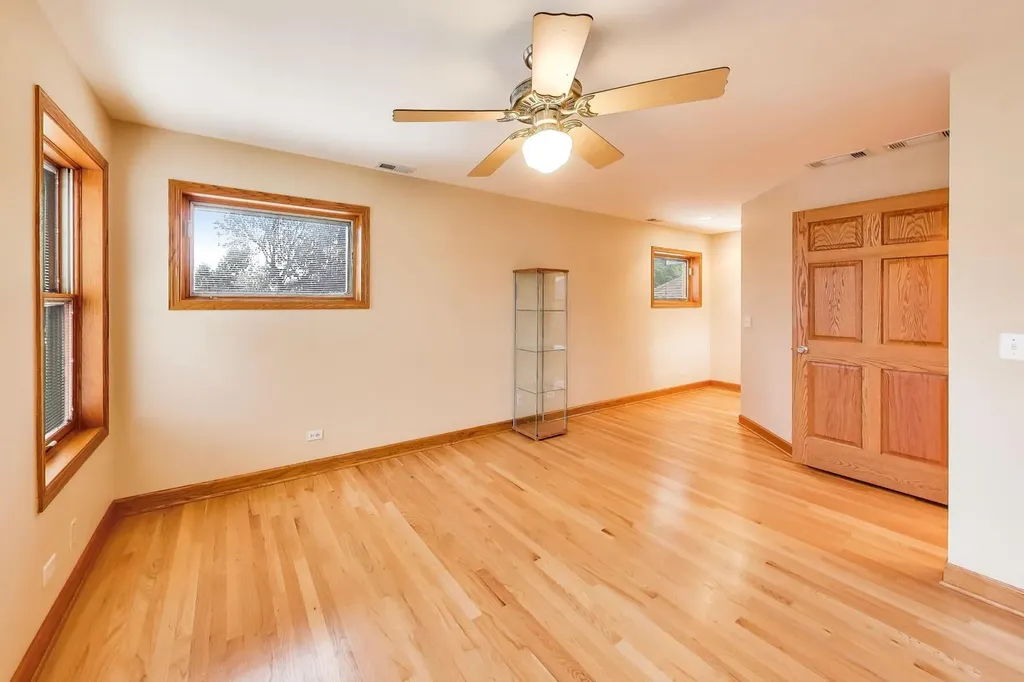 3505 North Nottingham Avenue Chicago IL 60634
