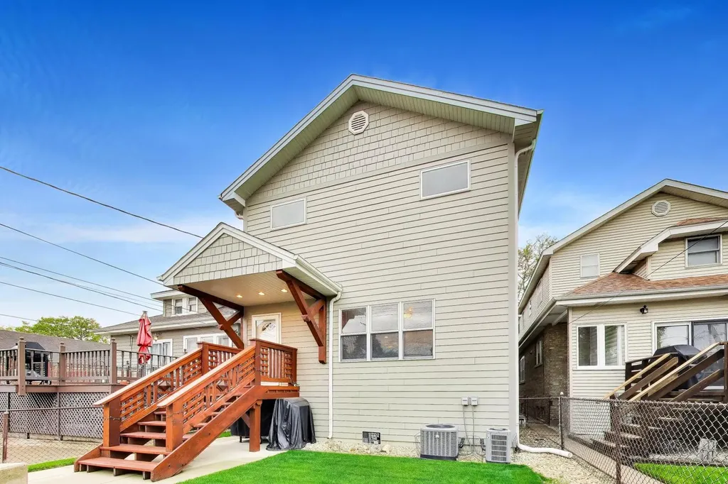 3505 North Nottingham Avenue Chicago IL 60634
