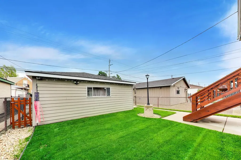 3505 North Nottingham Avenue Chicago IL 60634