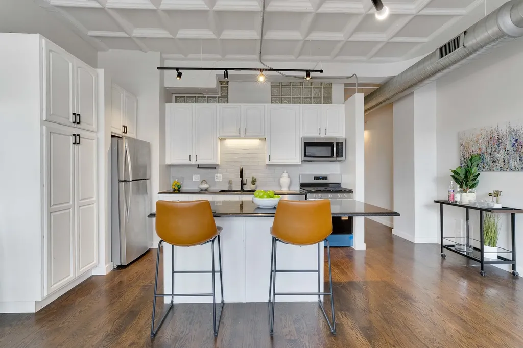 1307 South Wabash Avenue Chicago IL 60605