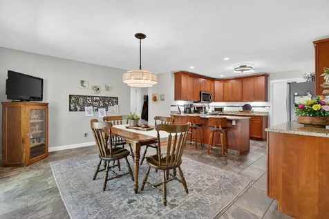223 Willow Lane Geneva IL 60134