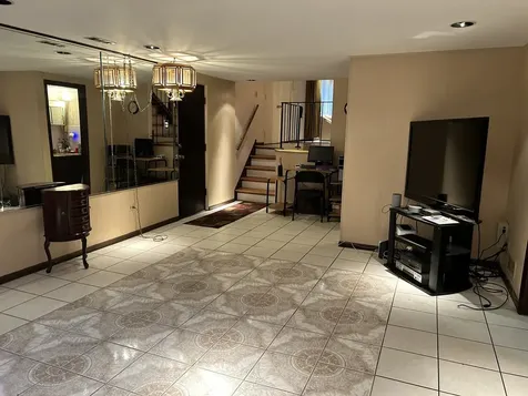 532 South Blackstone Avenue Glenwood IL 60425