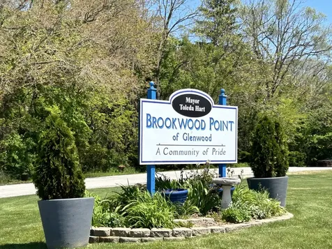 532 South Blackstone Avenue Glenwood IL 60425