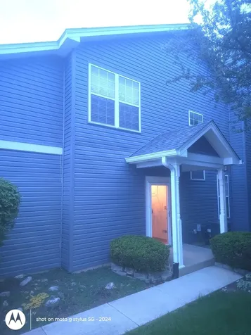 502 Hartford Court Oswego IL 60543