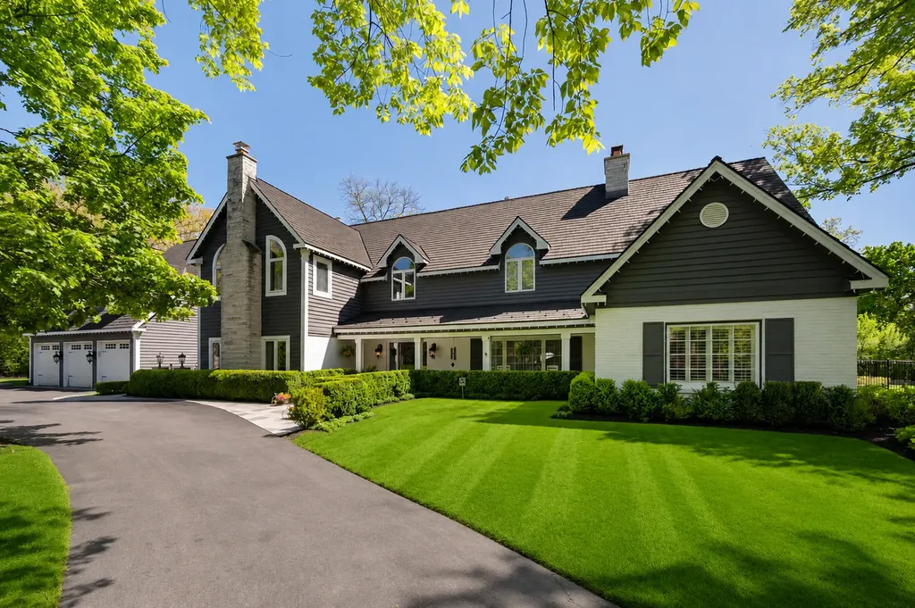 2 Hickory Lane Northbrook IL 60062