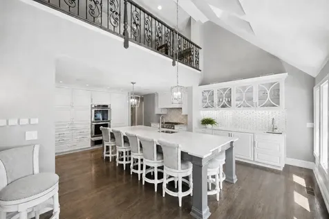 2 Hickory Lane Northbrook IL 60062