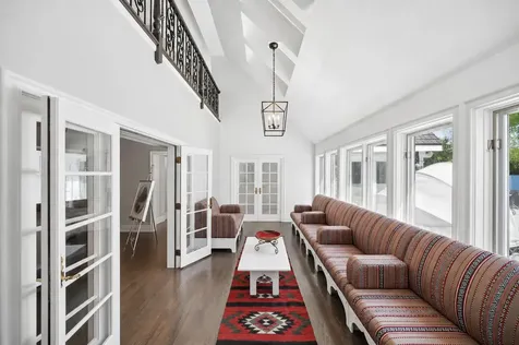2 Hickory Lane Northbrook IL 60062