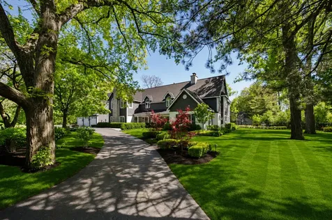 2 Hickory Lane Northbrook IL 60062