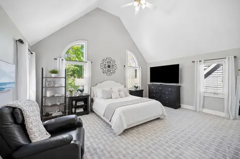 2 Hickory Lane Northbrook IL 60062