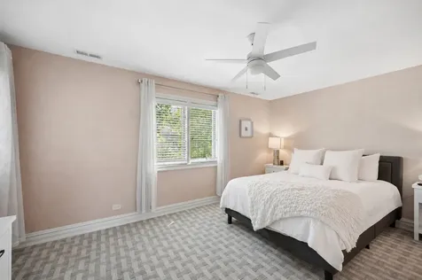 2 Hickory Lane Northbrook IL 60062