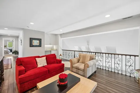 2 Hickory Lane Northbrook IL 60062