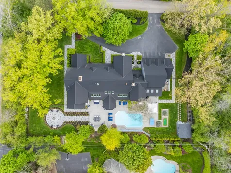 2 Hickory Lane Northbrook IL 60062