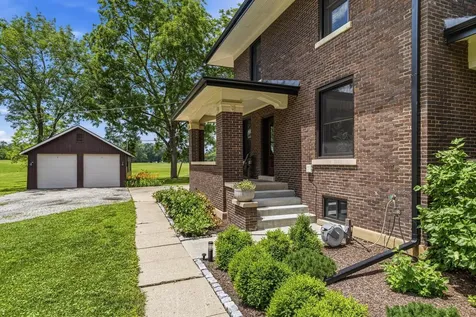 901 South Dunlap Avenue Savoy IL 61874