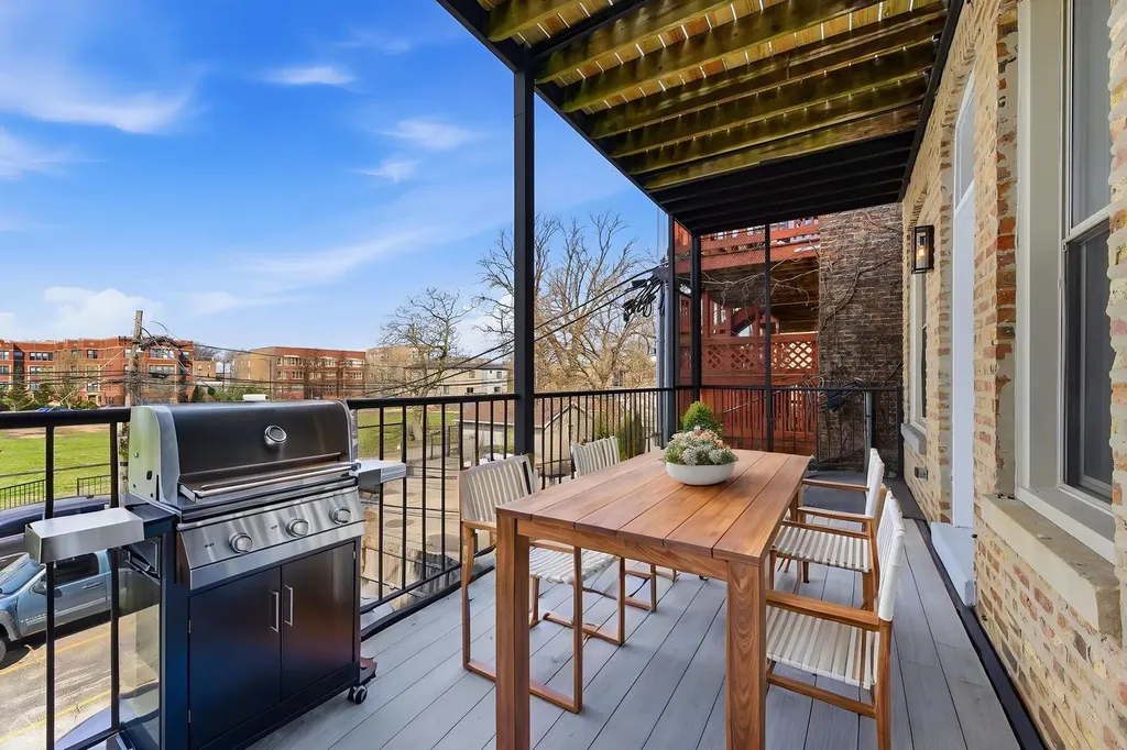 4852 South Prairie Avenue Chicago IL 60615