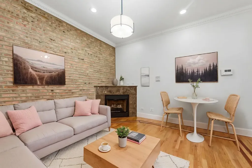 4852 South Prairie Avenue Chicago IL 60615