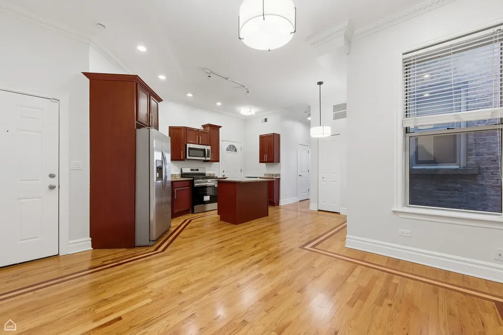 4852 South Prairie Avenue Chicago IL 60615