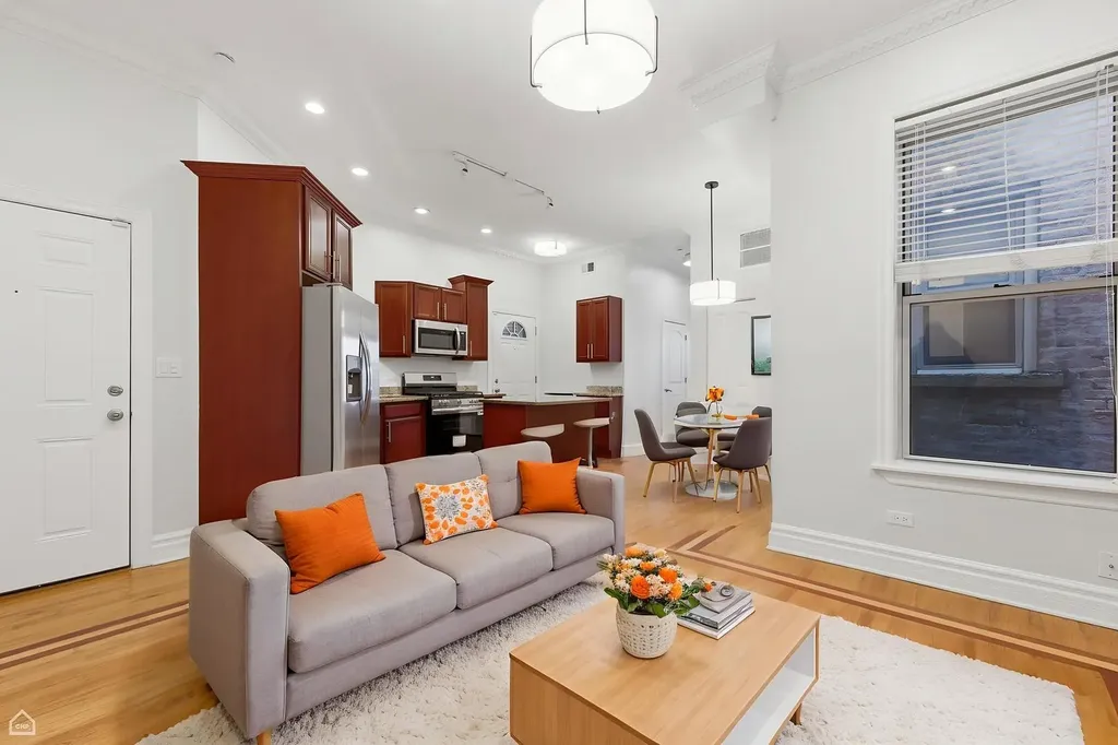 4852 South Prairie Avenue Chicago IL 60615