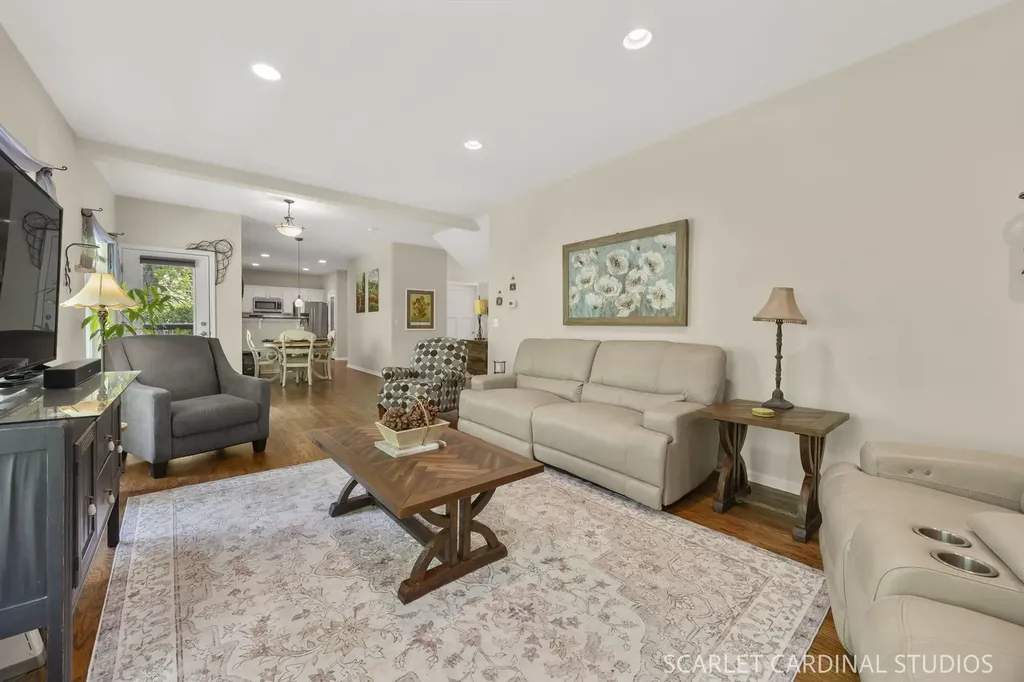 444 Cambridge Way Bolingbrook IL 60440