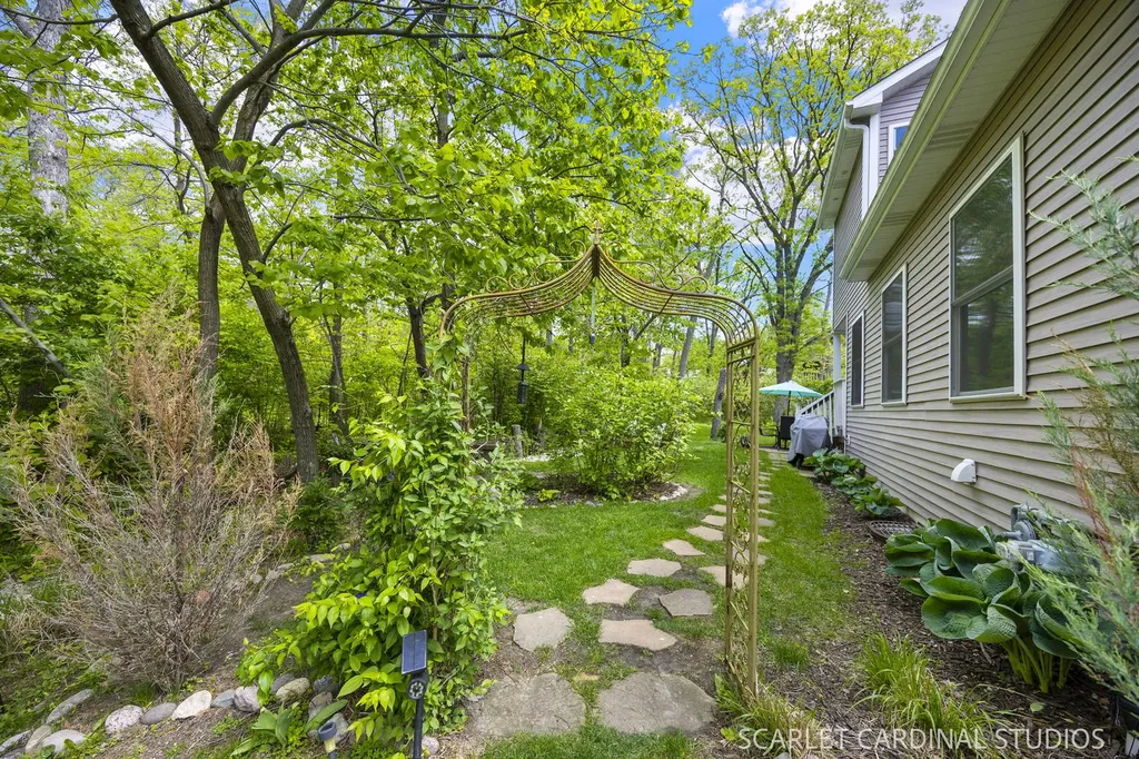 444 Cambridge Way Bolingbrook IL 60440